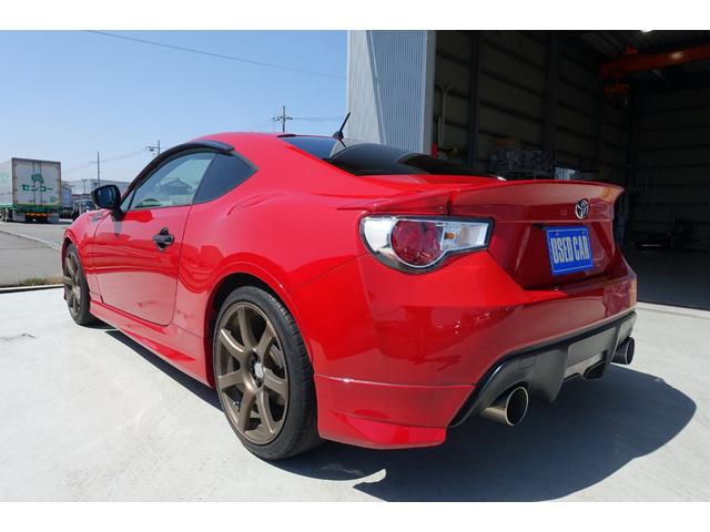 ８６ ＧＴ　モデリスタエアロ　ブリッドシート　６速マニュアル　藤壺マフラー　ＷＯＲＫ製１８インチアルミホイール　スマートキー　ナビＴＶ　バックカメラ　プッシュスタート　トムス製サクションパイプ（12枚目）