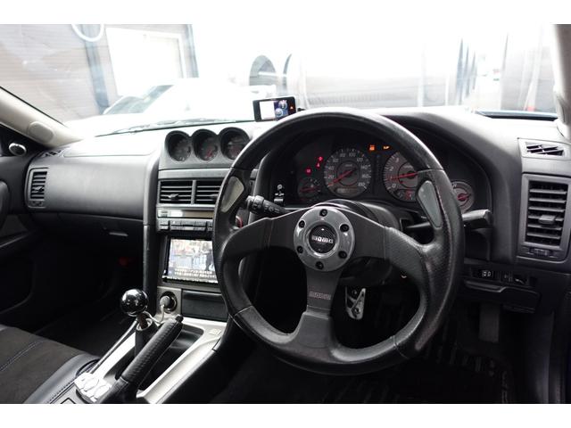 スカイライン ２５ＧＴ－Ｘターボ　５速ミッション載替公認　ベイサイドブルー　レカロシート　ＨＫＳエアクリ＆マフラー　ＴＥＩＮ車高調　ＷＯＲＫエモーションアルミホイール　ブリッツインタークーラー　フルエアロ　ＫＯＹＯラジエター（17枚目）