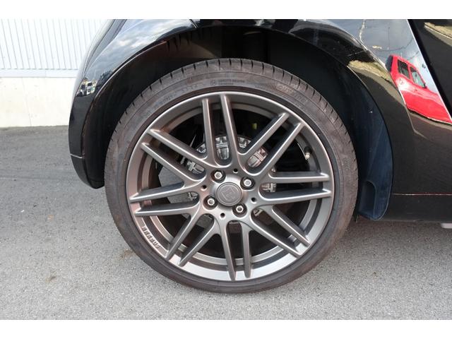 スマートフォーツーカブリオ BRABUS スポーツ ストラーダナビTV バックカメラ ブラックレザーシート シートヒーター レッドソフトトップ ETC クルーズコントロール 純正アルミホイール キーレス 保証書 取説(10枚目)
