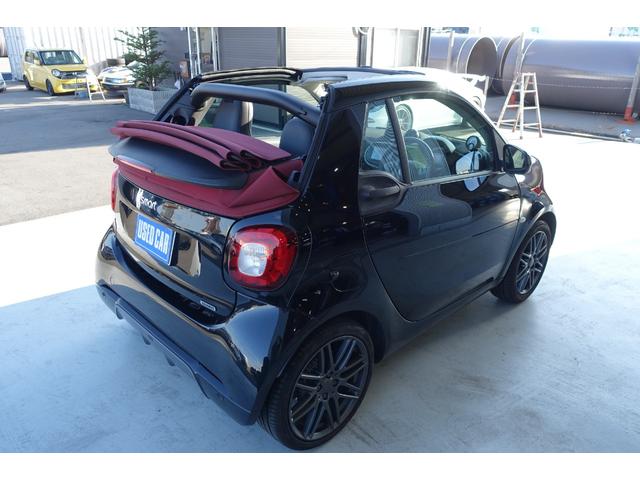 スマートフォーツーカブリオ BRABUS スポーツ ストラーダナビTV バックカメラ ブラックレザーシート シートヒーター レッドソフトトップ ETC クルーズコントロール 純正アルミホイール キーレス 保証書 取説(16枚目)