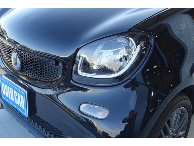 スマートフォーツーカブリオ BRABUS スポーツ ストラーダナビTV バックカメラ ブラックレザーシート シートヒーター レッドソフトトップ ETC クルーズコントロール 純正アルミホイール キーレス 保証書 取説(20枚目)