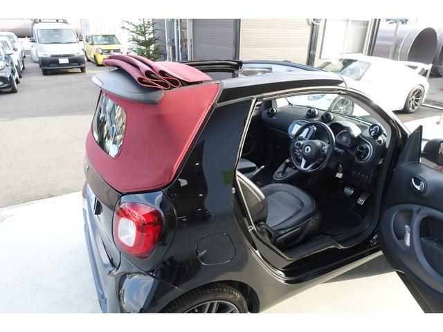 スマートフォーツーカブリオ BRABUS スポーツ ストラーダナビTV バックカメラ ブラックレザーシート シートヒーター レッドソフトトップ ETC クルーズコントロール 純正アルミホイール キーレス 保証書 取説(33枚目)