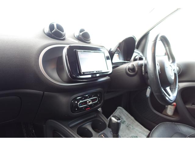 スマートフォーツーカブリオ BRABUS スポーツ ストラーダナビTV バックカメラ ブラックレザーシート シートヒーター レッドソフトトップ ETC クルーズコントロール 純正アルミホイール キーレス 保証書 取説(61枚目)