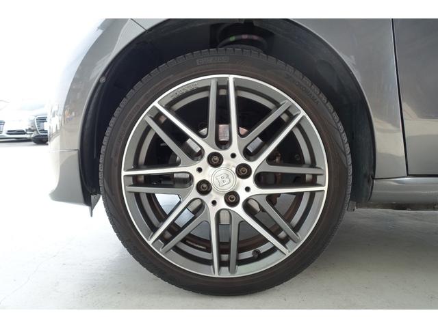 スマートフォーフォー ＢＲＡＢＵＳ　エクスクルーシブ　ブラックレザーシート　シートヒーター　パナソニック製ナビＴＶ　バックカメラ　ＥＴＣ　パノラマルーフ　パドルシフト　キーレス　純正１７インチアルミホイール　保証書　取説（14枚目）