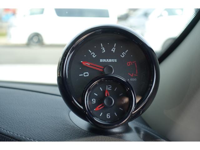 スマートフォーフォー ＢＲＡＢＵＳ　エクスクルーシブ　ブラックレザーシート　シートヒーター　パナソニック製ナビＴＶ　バックカメラ　ＥＴＣ　パノラマルーフ　パドルシフト　キーレス　純正１７インチアルミホイール　保証書　取説（30枚目）