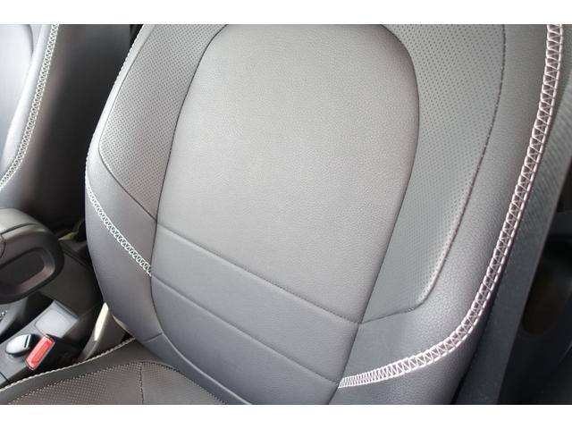 スマートフォーフォー ＢＲＡＢＵＳ　エクスクルーシブ　ブラックレザーシート　シートヒーター　パナソニック製ナビＴＶ　バックカメラ　ＥＴＣ　パノラマルーフ　パドルシフト　キーレス　純正１７インチアルミホイール　保証書　取説（35枚目）