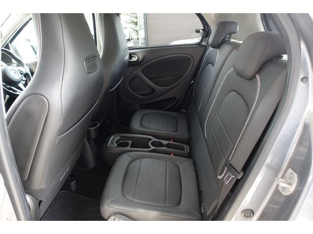 スマートフォーフォー ＢＲＡＢＵＳ　エクスクルーシブ　ブラックレザーシート　シートヒーター　パナソニック製ナビＴＶ　バックカメラ　ＥＴＣ　パノラマルーフ　パドルシフト　キーレス　純正１７インチアルミホイール　保証書　取説（37枚目）