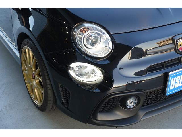 アバルト595 スコルピオーネオーロ 左ハンドル 5MT レコードモンツァマフラー Beats ハーフレザーシート デジタルインナーミラー CarPlay バックカメラ ETC キーレス スペアキー 保証書 取説(5枚目)