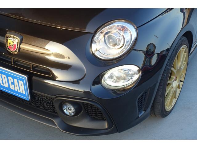 アバルト595 スコルピオーネオーロ 左ハンドル 5MT レコードモンツァマフラー Beats ハーフレザーシート デジタルインナーミラー CarPlay バックカメラ ETC キーレス スペアキー 保証書 取説(6枚目)