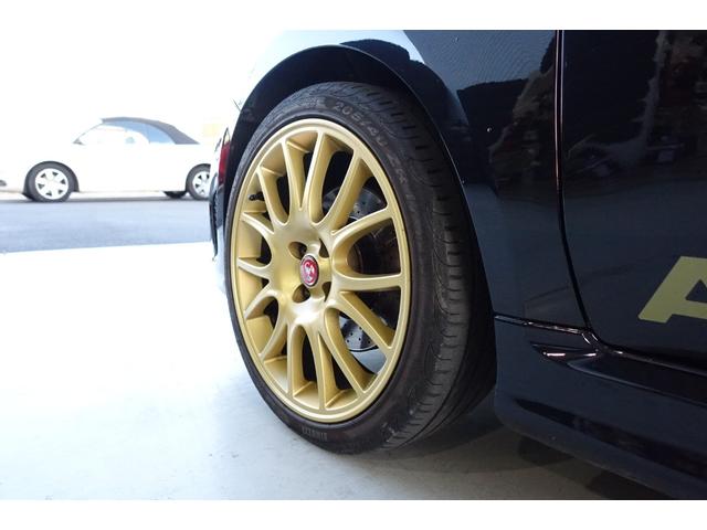 アバルト595 スコルピオーネオーロ 左ハンドル 5MT レコードモンツァマフラー Beats ハーフレザーシート デジタルインナーミラー CarPlay バックカメラ ETC キーレス スペアキー 保証書 取説(17枚目)