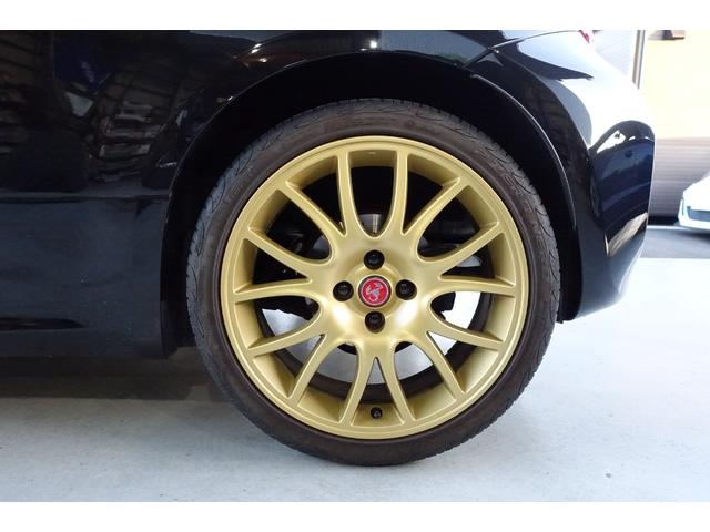 アバルト595 スコルピオーネオーロ 左ハンドル 5MT レコードモンツァマフラー Beats ハーフレザーシート デジタルインナーミラー CarPlay バックカメラ ETC キーレス スペアキー 保証書 取説(18枚目)