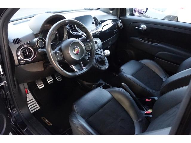 アバルト595 スコルピオーネオーロ 左ハンドル 5MT レコードモンツァマフラー Beats ハーフレザーシート デジタルインナーミラー CarPlay バックカメラ ETC キーレス スペアキー 保証書 取説(29枚目)