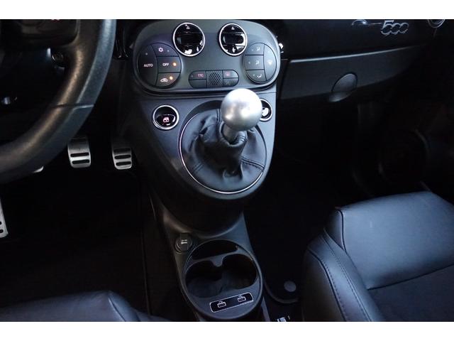 アバルト595 スコルピオーネオーロ 左ハンドル 5MT レコードモンツァマフラー Beats ハーフレザーシート デジタルインナーミラー CarPlay バックカメラ ETC キーレス スペアキー 保証書 取説(36枚目)