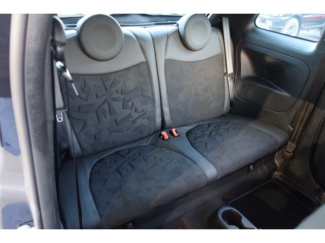 アバルト595 スコルピオーネオーロ 左ハンドル 5MT レコードモンツァマフラー Beats ハーフレザーシート デジタルインナーミラー CarPlay バックカメラ ETC キーレス スペアキー 保証書 取説(53枚目)