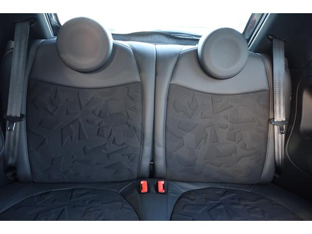 アバルト595 スコルピオーネオーロ 左ハンドル 5MT レコードモンツァマフラー Beats ハーフレザーシート デジタルインナーミラー CarPlay バックカメラ ETC キーレス スペアキー 保証書 取説(54枚目)