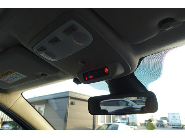 スマートフォーフォー プライム　ブラックレザーシート　パノラマルーフ　キーレス２本　Ｂｌｕｅｔｏｏｔｈ対応オーディオ　シートヒーター　衝突軽減ブレーキ　クルーズコントロール　純正アルミホイール（32枚目）