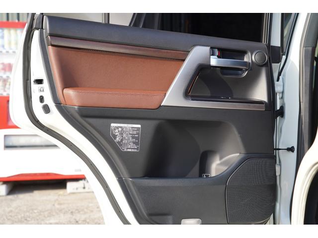 ランドクルーザー ZX ワンオーナー!!屋内保管車両!!茶本革・サンルーフ・後席モニター・シートベンチレーション・シートヒーター(39枚目)