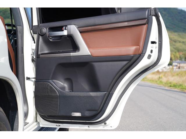 ランドクルーザー ZX ワンオーナー!!屋内保管車両!!茶本革・サンルーフ・後席モニター・シートベンチレーション・シートヒーター(41枚目)