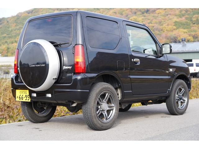 ジムニー ランドベンチャー　５速ＭＴ　パートタイム４ＷＤ　屋内保管　後席シートビニール付　運転席シートヒーター　車検時記録簿有り（5枚目）