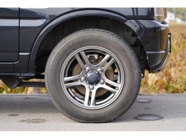 ジムニー ランドベンチャー　５速ＭＴ　パートタイム４ＷＤ　屋内保管　後席シートビニール付　運転席シートヒーター　車検時記録簿有り（10枚目）