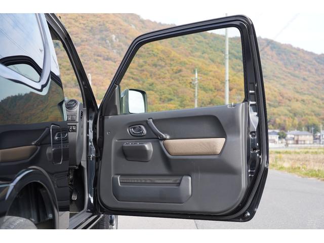 ジムニー ランドベンチャー　５速ＭＴ　パートタイム４ＷＤ　屋内保管　後席シートビニール付　運転席シートヒーター　車検時記録簿有り（14枚目）