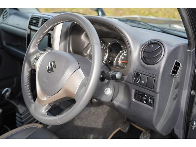 ジムニー ランドベンチャー　５速ＭＴ　パートタイム４ＷＤ　屋内保管　後席シートビニール付　運転席シートヒーター　車検時記録簿有り（16枚目）
