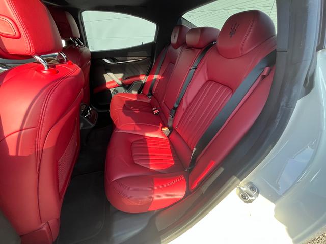 ギブリ ベースグレード サンルーフ harman/kardon ナビ フルセグ AppleCarPlay パワーシートブラインドスポットモニター Bluetooth アダプティブクルーズコントロール LEDヘッドライト(12枚目)