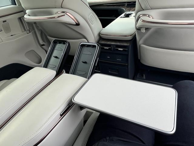 LM LM500h バージョンL 事前確認車両 パノラマビュー 3眼フルLED レクサスチームメイト デジタルインナーミラー 12.3インチTFTメーター マークレビンソン リアエンターテイメント 禁煙車(4枚目)