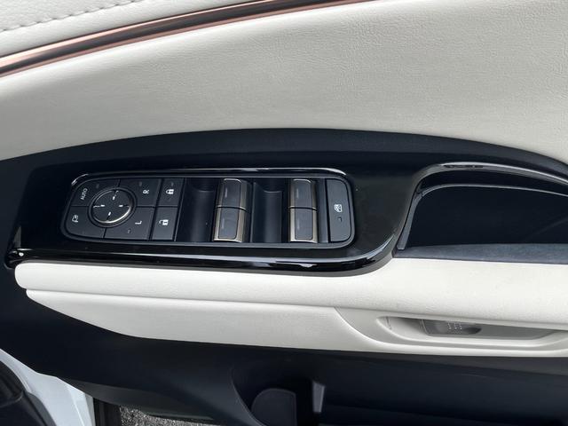 LM LM500h バージョンL 事前確認車両 パノラマビュー 3眼フルLED レクサスチームメイト デジタルインナーミラー 12.3インチTFTメーター マークレビンソン リアエンターテイメント 禁煙車(26枚目)