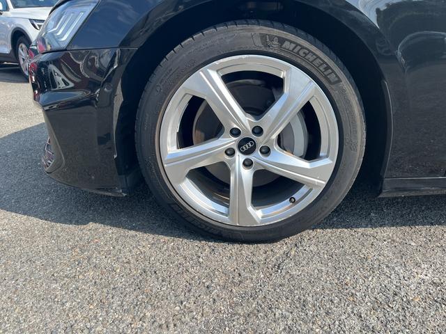 Ａ６ ４５ＴＦＳＩクワトロスポーツ　Ｓラインパッケージ　ブラックスタイリングパッケージ　サラウンドビューカメラ　ＡｐｐｌｅＣａｒｐｌａｙシートベンチレーション　シートヒーター　パークアシストプラス　ステンレスペダル　ＨＤマトリクスＬＥＤ（12枚目）