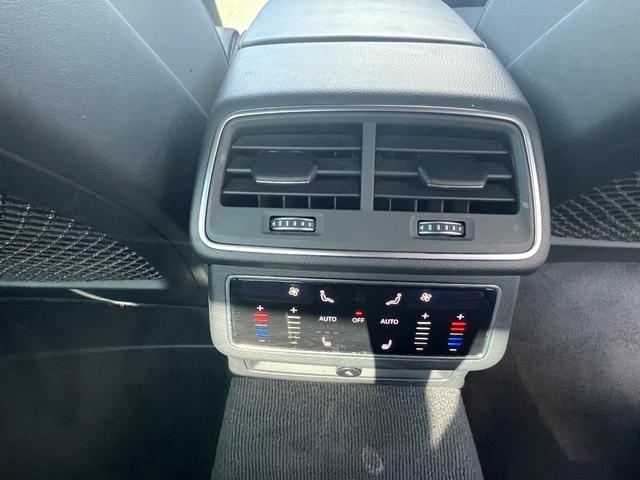 Ａ６ ４５ＴＦＳＩクワトロスポーツ　Ｓラインパッケージ　ブラックスタイリングパッケージ　サラウンドビューカメラ　ＡｐｐｌｅＣａｒｐｌａｙシートベンチレーション　シートヒーター　パークアシストプラス　ステンレスペダル　ＨＤマトリクスＬＥＤ（32枚目）