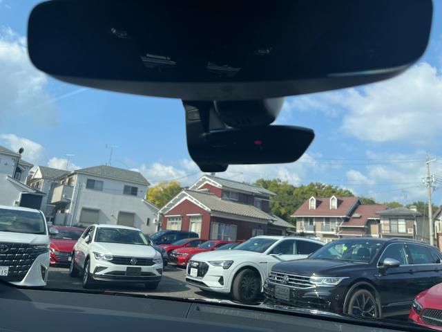 Ａ６ ４５ＴＦＳＩクワトロスポーツ　Ｓラインパッケージ　ブラックスタイリングパッケージ　サラウンドビューカメラ　ＡｐｐｌｅＣａｒｐｌａｙシートベンチレーション　シートヒーター　パークアシストプラス　ステンレスペダル　ＨＤマトリクスＬＥＤ（52枚目）