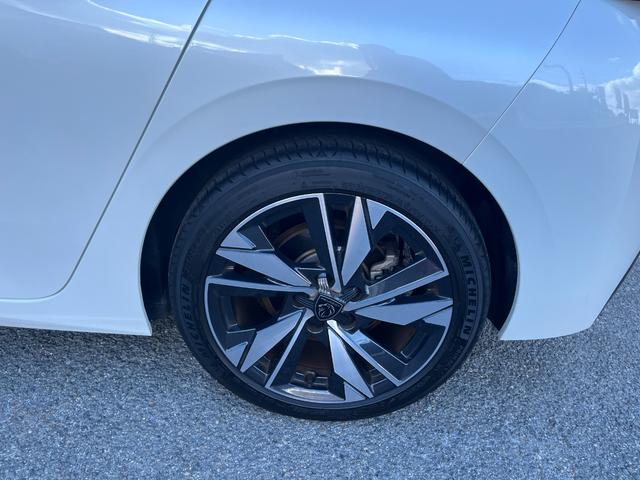 総在庫１２０台！全車認定書・整備・保証付き販売☆ローン最長１２０回・下取保証有り！全国陸送半額♪