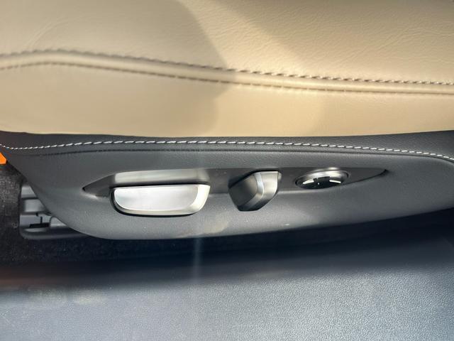 LS LS500 Iパッケージ サンルーフ デジタルインナーミラー OP20インチアルミ 全方位カメラ 禁煙車 パワートランク シートヒーター+ベンチレーション ステアリングヒーター ヘッドアップディスプレイ(37枚目)