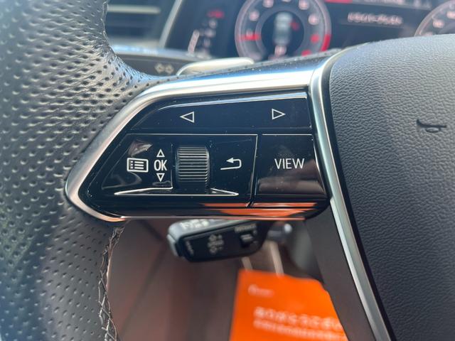 Ａ６ ４５ＴＦＳＩクワトロ　Ｓライン　バーチャルコックピット　サラウンドビューモニター　パワートランク　マトリクスＬＥＤヘッドライト　ステアリングヒーター　レザーシート　シートヒーター　スマートキー　禁煙車　ＡｐｐｌｅＣａｒＰｌａｙ（59枚目）