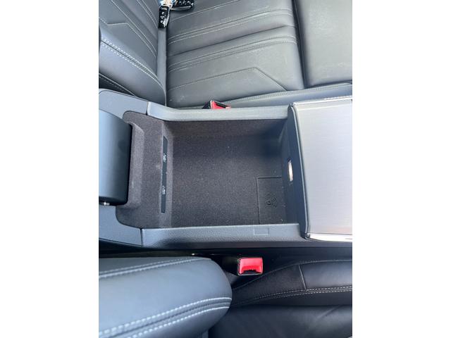 Ａ６ ４５ＴＦＳＩクワトロ　Ｓライン　バーチャルコックピット　サラウンドビューモニター　パワートランク　マトリクスＬＥＤヘッドライト　ステアリングヒーター　レザーシート　シートヒーター　スマートキー　禁煙車　ＡｐｐｌｅＣａｒＰｌａｙ（72枚目）