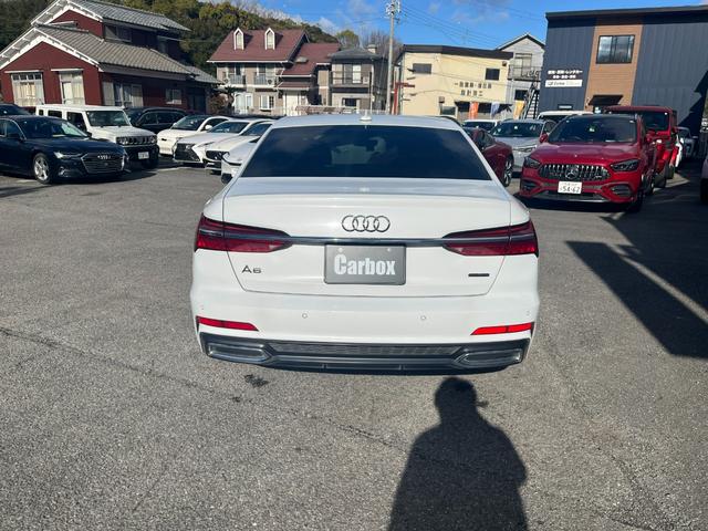 Ａ６ ４５ＴＦＳＩクワトロ　Ｓライン　バーチャルコックピット　サラウンドビューモニター　パワートランク　マトリクスＬＥＤヘッドライト　ステアリングヒーター　レザーシート　シートヒーター　スマートキー　禁煙車　ＡｐｐｌｅＣａｒＰｌａｙ（73枚目）