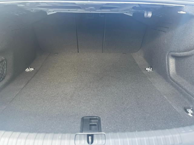 Ａ６ ４５ＴＦＳＩクワトロ　Ｓライン　バーチャルコックピット　サラウンドビューモニター　パワートランク　マトリクスＬＥＤヘッドライト　ステアリングヒーター　レザーシート　シートヒーター　スマートキー　禁煙車　ＡｐｐｌｅＣａｒＰｌａｙ（78枚目）