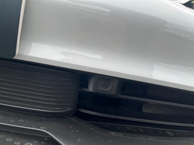 タイカン タイカン　４Ｓ　禁煙車　シートヒーター　レーンチェンジアシスト　ブラックレザーシート　全方位カメラ　ブラインドスポット　ドライブレコーダー　　パワーバックドア　ＡｐｐｌｅＣａｒＰｌａｙ（33枚目）