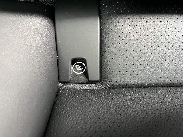 タイカン タイカン　４Ｓ　禁煙車　シートヒーター　レーンチェンジアシスト　ブラックレザーシート　全方位カメラ　ブラインドスポット　ドライブレコーダー　　パワーバックドア　ＡｐｐｌｅＣａｒＰｌａｙ（34枚目）