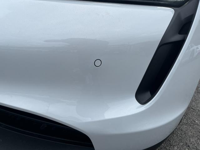 タイカン タイカン　４Ｓ　禁煙車　シートヒーター　レーンチェンジアシスト　ブラックレザーシート　全方位カメラ　ブラインドスポット　ドライブレコーダー　　パワーバックドア　ＡｐｐｌｅＣａｒＰｌａｙ（56枚目）