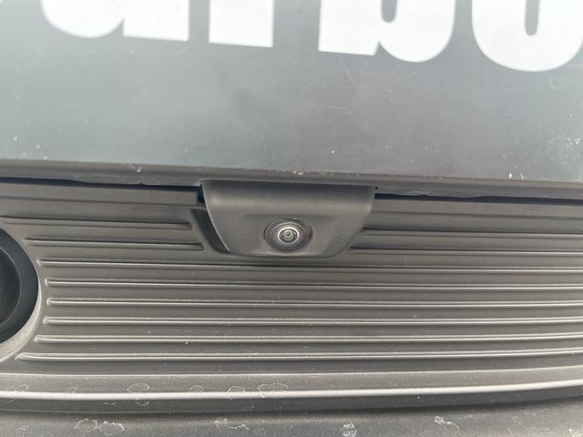 タイカン タイカン　４Ｓ　禁煙車　シートヒーター　レーンチェンジアシスト　ブラックレザーシート　全方位カメラ　ブラインドスポット　ドライブレコーダー　　パワーバックドア　ＡｐｐｌｅＣａｒＰｌａｙ（58枚目）