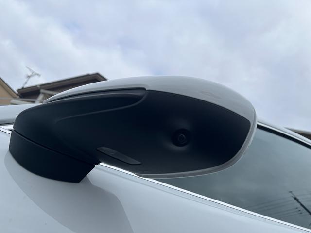 タイカン タイカン　４Ｓ　禁煙車　シートヒーター　レーンチェンジアシスト　ブラックレザーシート　全方位カメラ　ブラインドスポット　ドライブレコーダー　　パワーバックドア　ＡｐｐｌｅＣａｒＰｌａｙ（73枚目）