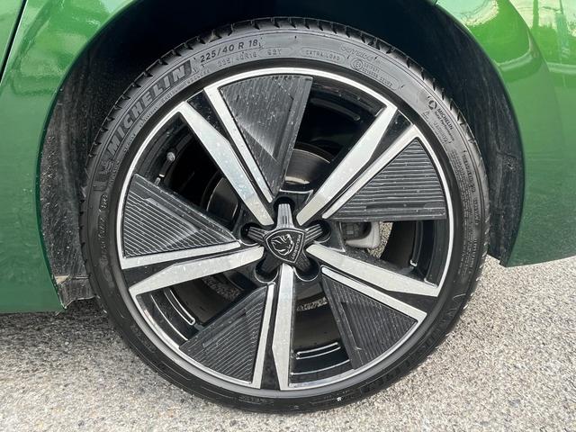 308 GT ブルーHDi 360度ビジョン ロゴ付きディンプル革巻きステアリングホイール パワーシート ハーフレザーシート マトリクスLEDヘッドランプ ハンドルヒーター レーンポジショニングアシスト 禁煙車 純正ナビ 1(6枚目)