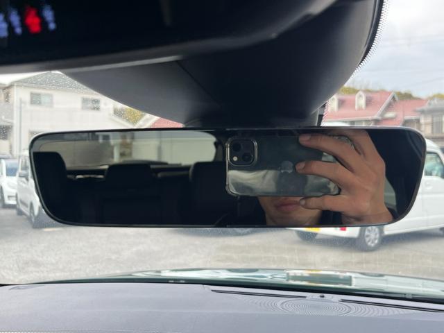 308 GT ブルーHDi 360度ビジョン ロゴ付きディンプル革巻きステアリングホイール パワーシート ハーフレザーシート マトリクスLEDヘッドランプ ハンドルヒーター レーンポジショニングアシスト 禁煙車 純正ナビ 1(27枚目)