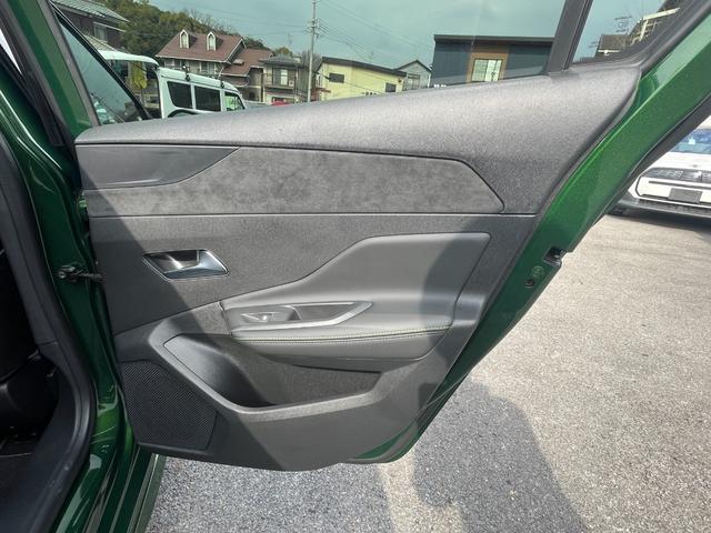 308 GT ブルーHDi 360度ビジョン ロゴ付きディンプル革巻きステアリングホイール パワーシート ハーフレザーシート マトリクスLEDヘッドランプ ハンドルヒーター レーンポジショニングアシスト 禁煙車 純正ナビ 1(60枚目)