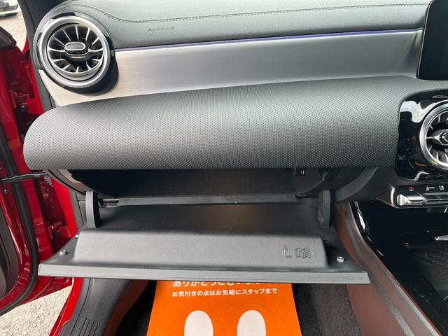 �����I�ȕs����̃g���u���������ׁA�C�����E���̗��̂���Ԃ͓W�����Ă���܂���O�O