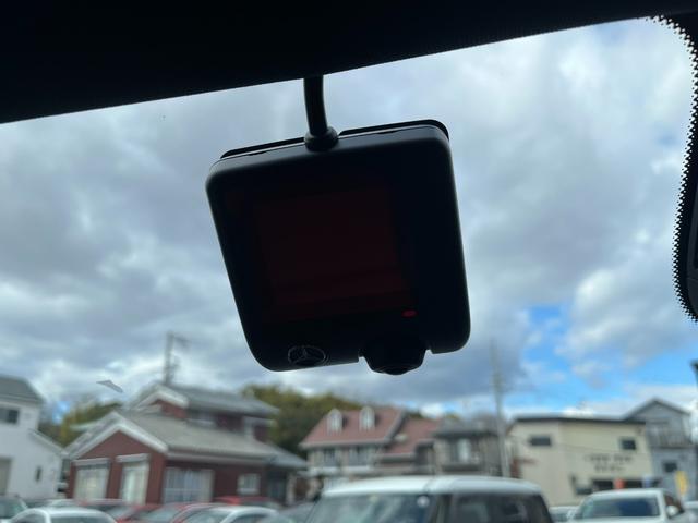 ＧＬＡクラス ＧＬＡ３５　４マチック　後期モデル　ワンオーナー　アドバンスドＰＫＧ　ＯＰ赤本革シート　サンルーフ　ブルメスター　全方位カメラ　ヘッドアップディスプレイ　１０．２５コックピットディスプレイ　パフォーマンスステアリング（73枚目）