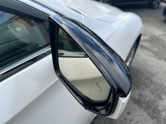 ＬＳ ＬＳ５００　Ｉパッケージ　サンルーフ　革シート　革巻きステアリングホイール　ハンドルヒーター　禁煙車　２０インチ１０本ツインスポークパッタリング塗装アルミホイール　リフトアップ　シートヒーター　フルセグ　ベンチレーション（12枚目）