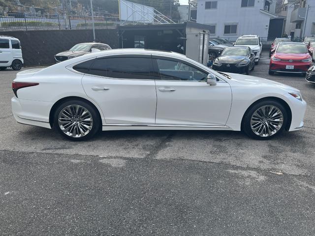 ＬＳ ＬＳ５００　Ｉパッケージ　サンルーフ　革シート　革巻きステアリングホイール　ハンドルヒーター　禁煙車　２０インチ１０本ツインスポークパッタリング塗装アルミホイール　リフトアップ　シートヒーター　フルセグ　ベンチレーション（32枚目）